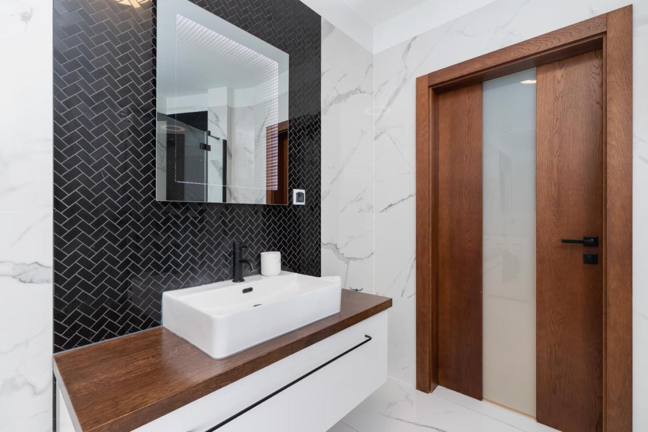 Diamond By Renters Prestige Apartment Krakau
